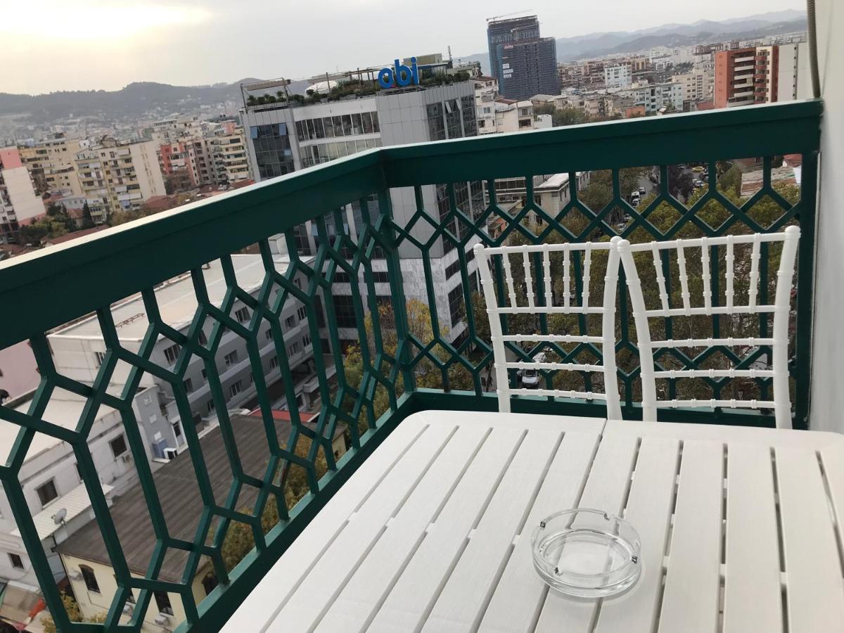 Sun Tower-Center Of Tirana Apartment ภายนอก รูปภาพ