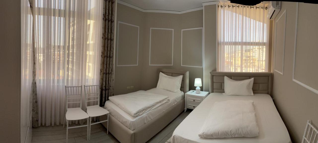 Sun Tower-Center Of Tirana Apartment ภายนอก รูปภาพ