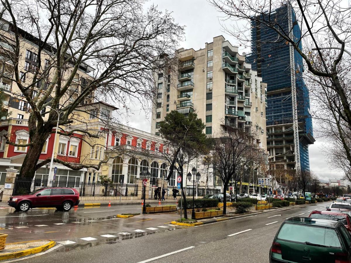 Sun Tower-Center Of Tirana Apartment ภายนอก รูปภาพ