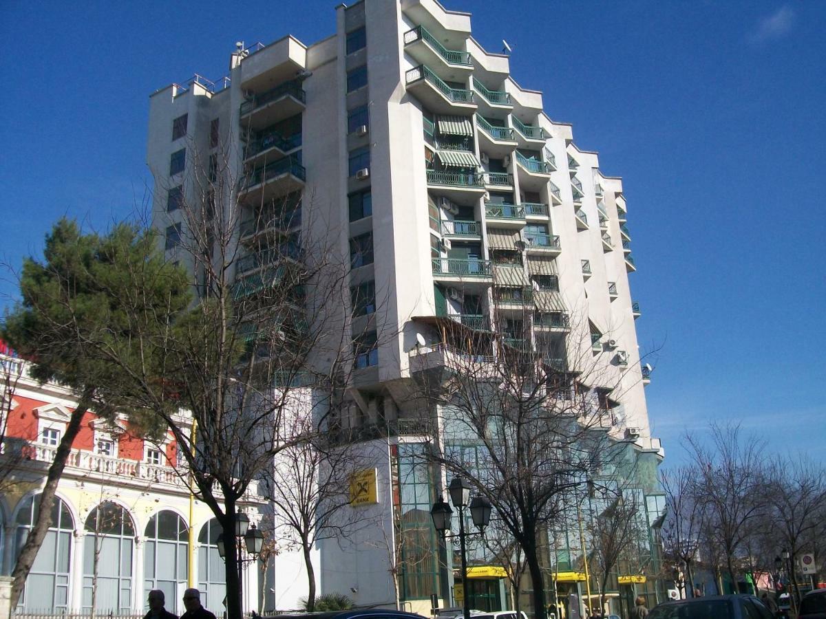 Sun Tower-Center Of Tirana Apartment ภายนอก รูปภาพ